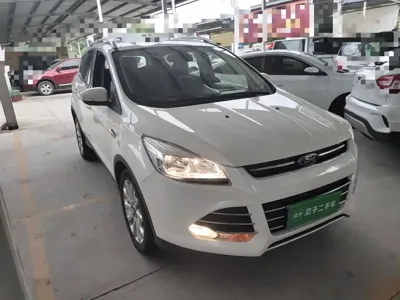 Ford Kuga 2016, 149000 км, за 25600 CNY