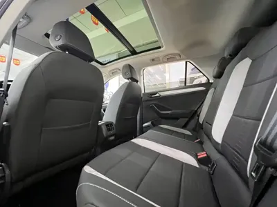 Volkswagen T-Roc 2022, 30800 км, за 95800 CNY - фото 7