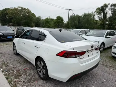 Kia K4 2018, 80000 км, за 35800 CNY - фото 8