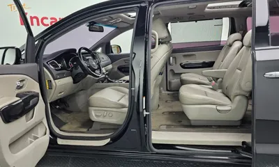 Kia Canival 2017, 177750 км, за 8300000 KRW - фото 26