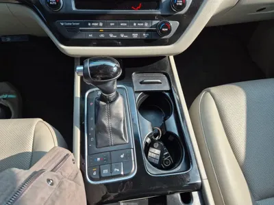 Kia Canival 2015, 136838 км, за 10500000 KRW - фото 10