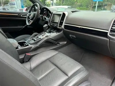 Porsche Cayenne 2015, 90000 км, за 135200 CNY - фото 8