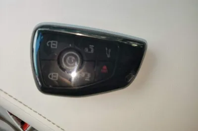 Buick GL8 New Energy 2024, 85800 км, за 230030.85 CNY - фото 20