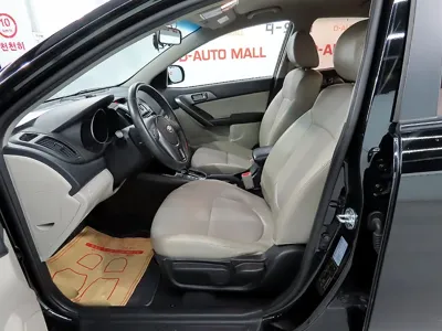 Kia Porte 2010, 98678 км, за 3500000 KRW - фото 6