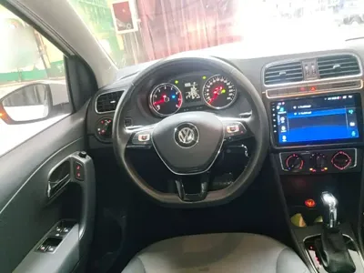 Volkswagen Polo 2017, 141700 км, за 29700 CNY - фото 11
