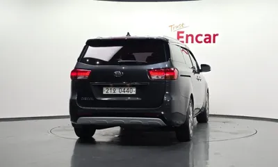 Kia Canival 2016, 172854 км, за 7200000 KRW - фото 4