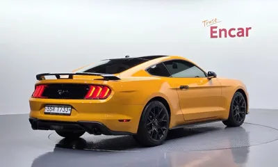 Ford Mustang 2019, 121735 км, за 19990000 KRW