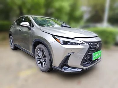 Lexus NX 2023, 13500 км, за 195334.42 CNY - фото 3