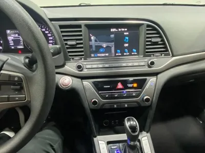 Hyundai Avante 2018, 77783 км, за 9300000 KRW - фото 12