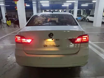 Volkswagen Santana 2017, 58800 км, за 22799 CNY - фото 6