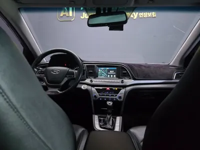 Hyundai Avante 2017, 159945 км, за 7990000 KRW