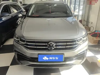 Volkswagen 途观L插电混动 2021, 54600 км, за 102000 CNY - фото 2