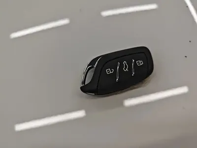 Roewe i5 2025, 100 км, за 54500 CNY - фото 9