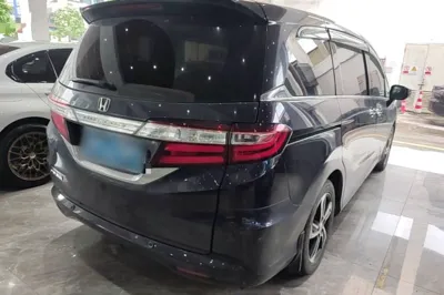 Honda Odyssey 2015, 156900 км, за 87129.57 CNY - фото 6