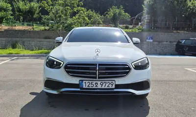 Mercedes-Benz E-Class 2023, 44620 км, за 41000000 KRW - фото 2