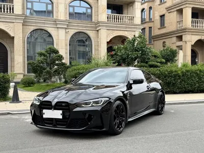 BMW M4 · 2021 год