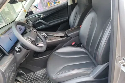 Roewe RX5 New Energy 2023, 35300 км, за 75119.23 CNY - фото 17