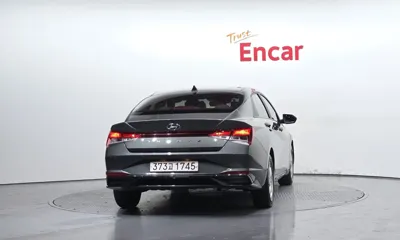 Hyundai Avante 2022, 67970 км, за 18400000 KRW - фото 4