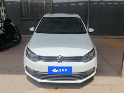 Volkswagen Polo 2018, 94100 км, за 39000 CNY
