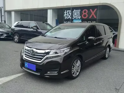 Honda Elysion · 2018 год