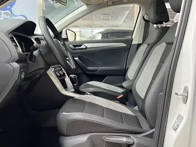 Volkswagen T-Roc 2022, 30800 км, за 95800 CNY - фото 17