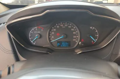 Ford Escort 2017, 63800 км, за 41098.83 CNY