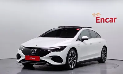 Mercedes-Benz EQE · 2023 год