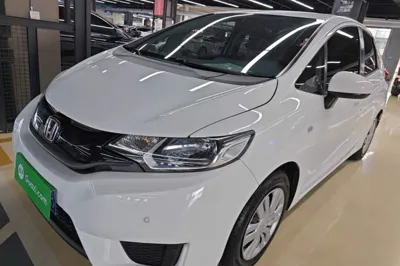 Honda Fit 2016, 69000 км, за 45984.58 CNY - фото 1