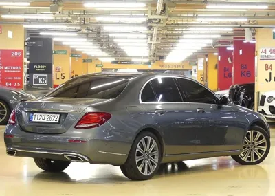 Mercedes-Benz E-Class 2019, 133643 км, за 29000000 KRW