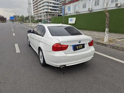 BMW 3 Series 2012, 96000 км, за 21900 CNY