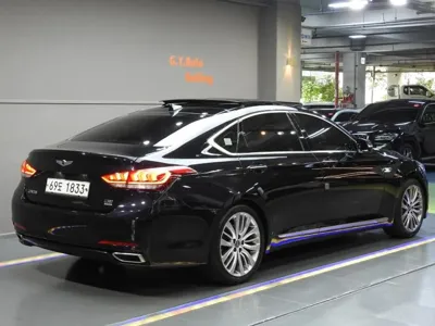 Hyundai Genesis 2015, 79600 км, за 14500000 KRW