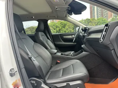 Volvo XC40 2021, 75800 км, за 113248.65 CNY - фото 35