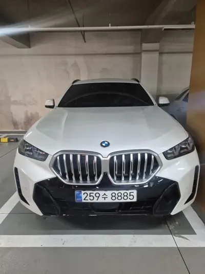 BMW X6 2025, 5180 км, за 130900000 KRW