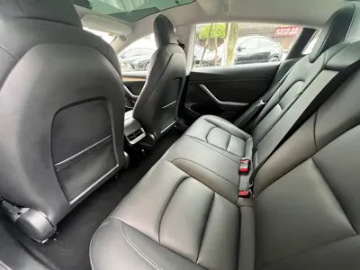 Tesla Model 3 2021, 141000 км, за 103800 CNY