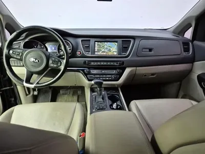 Kia Canival 2017, 127524 км, за 9000000 KRW - фото 7