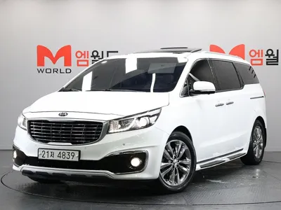 Kia Canival · 2017 год