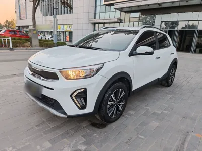 Kia Stonic · 2021 год