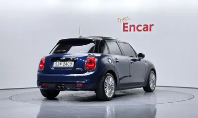 MINI Cooper 2017, 72043 км, за 15900000 KRW