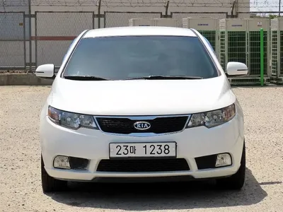 Kia Porte 2013, 72134 км, за 5000000 KRW - фото 1