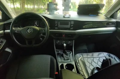 Volkswagen Bora 2020, 73000 км, за 48931.78 CNY - фото 9