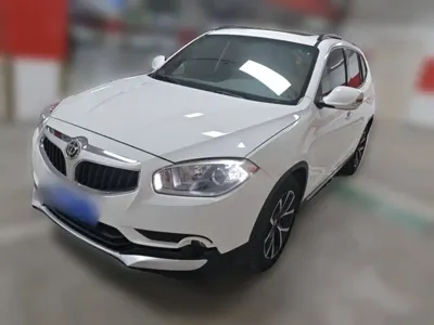 Zhonghua V5 · 2016 год