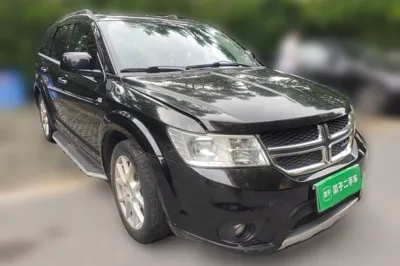 Dodge Journey 2013, 99000 км, за 37286.86 CNY