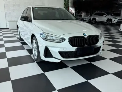 BMW 1 Series 2022, 24000 км, за 119800 CNY