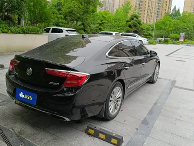Buick LaCrosse 2017, 127300 км, за 56800 CNY
