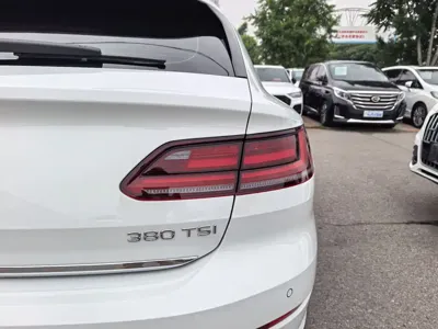 Volkswagen CC 2023, 60000 км, за 147900 CNY - фото 7