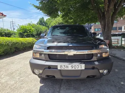 Chevrolet Avalanche 2003, 220324 км, за 11500000 KRW