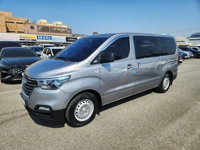 Hyundai Starex 2018, 173000 км, за 9500000 KRW