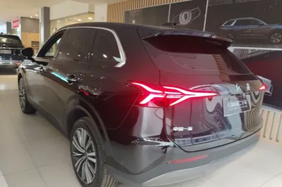 Hongqi HS6 PHEV 2026, 2600 км, за 181247.46 CNY