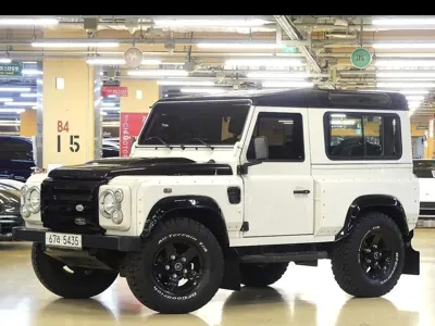 Land Rover Defender 2010, 70103 км, за 98000000 KRW