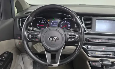 Kia Canival 2017, 135487 км, за 12500000 KRW - фото 15